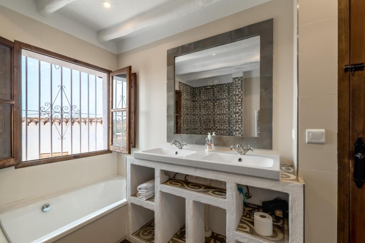 Town House With Roof Terrace And Plunge Pool Vila Alcaucín Exterior foto